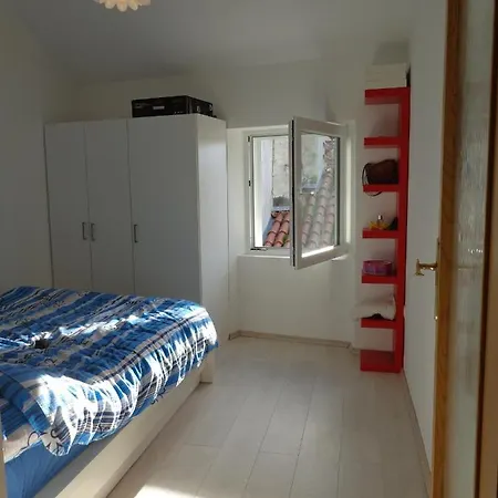 Apartment Modern Apartmant In Old Piran